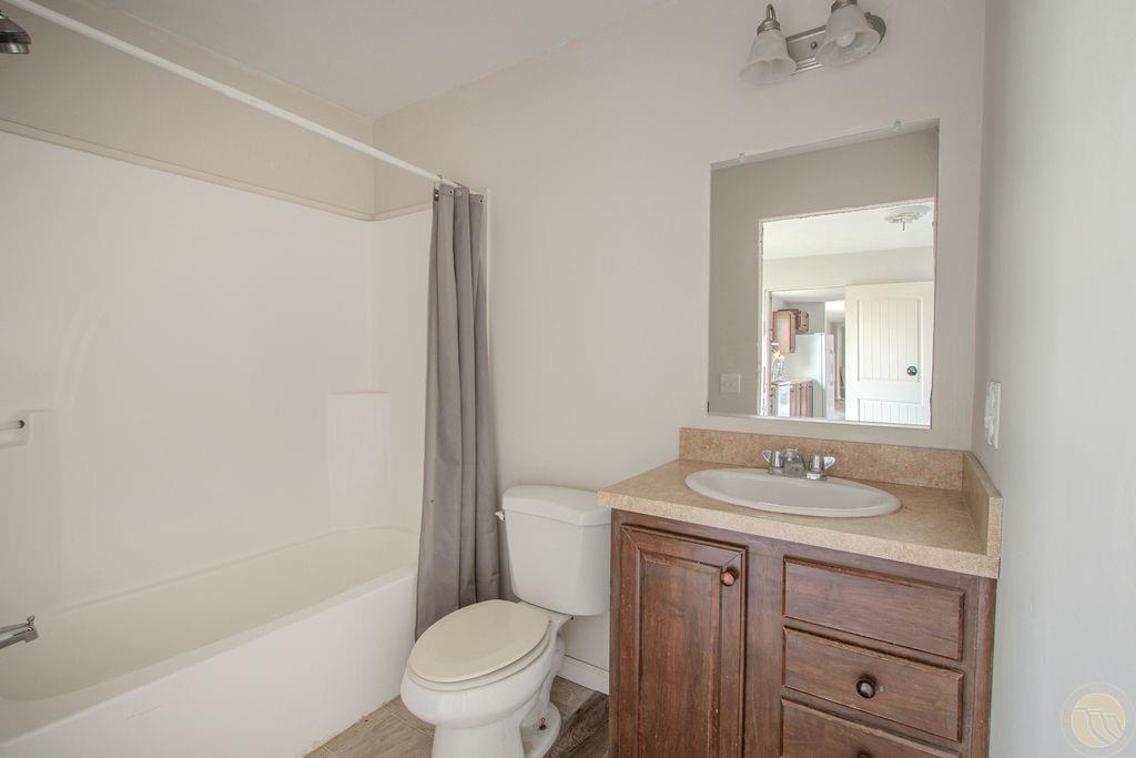 820 Piper Loop Property Photo 14