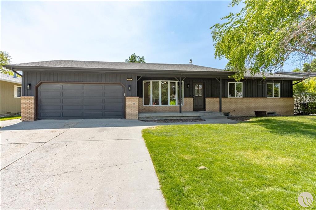 3100 S Daffodil Drive Property Photo 1