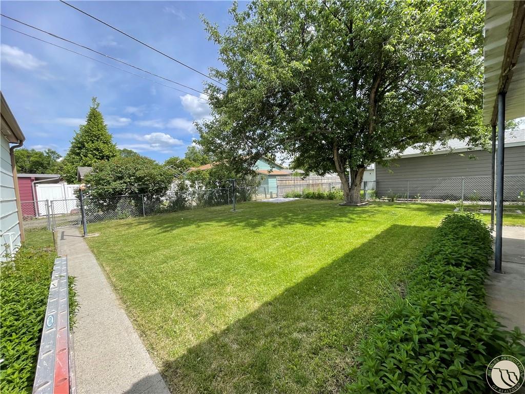 141 S 12th St W Property Photo 21