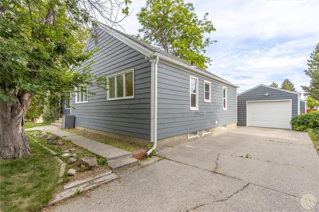 728 Avenue C Property Photo 23