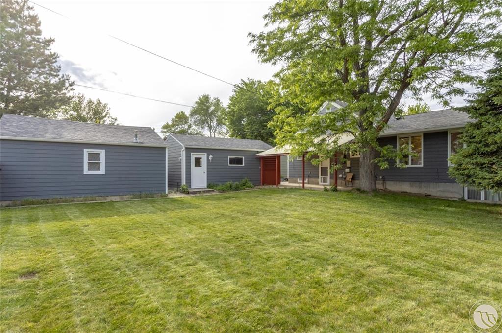 728 Avenue C Property Photo 27