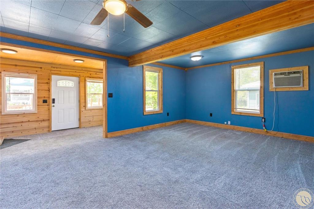 508 1st Street Property Photo 8