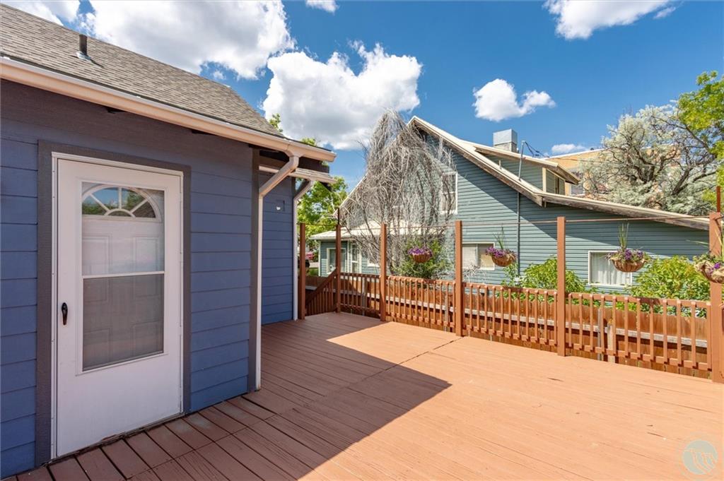 508 1st Street Property Photo 32