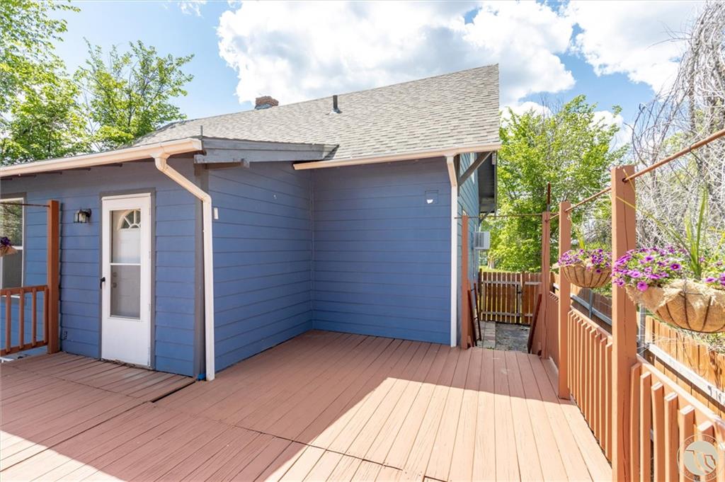 508 1st Street Property Photo 33