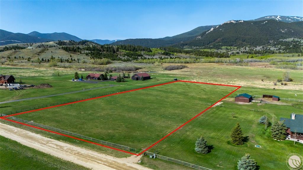 NSN Bear Run Property Photo 1