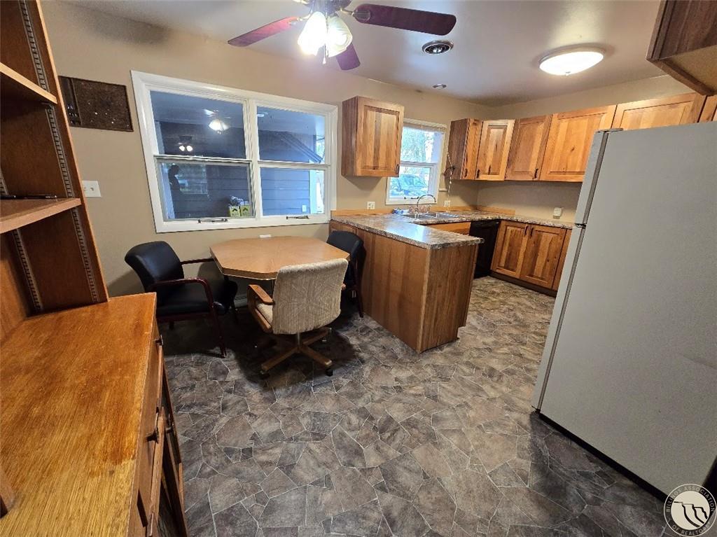 306 S Monroe Street Property Photo 6