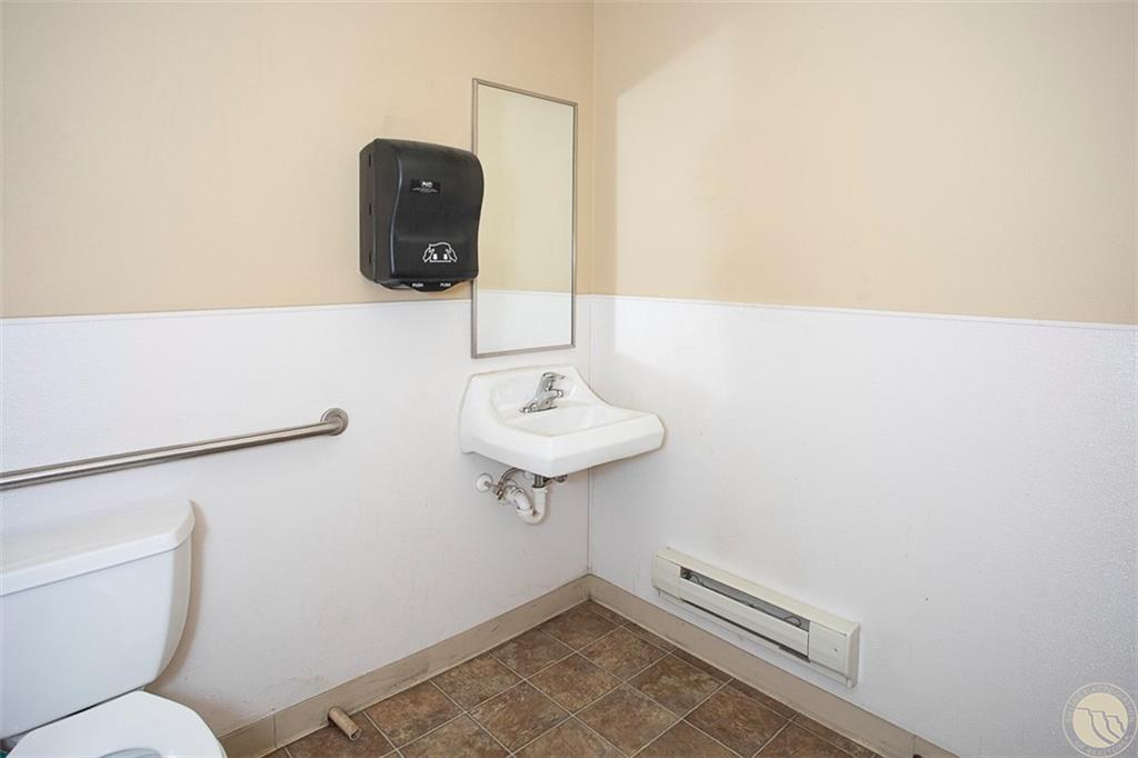 708 Lohwest Lane (nnn Lease Listing) Property Photo 24