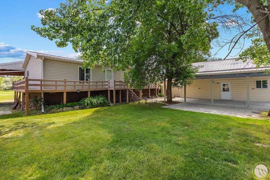 212 1st Property Photo 1