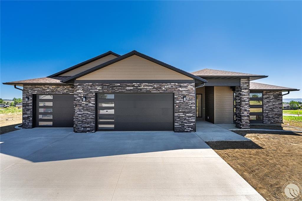 2043 Cypress Point Property Photo 1
