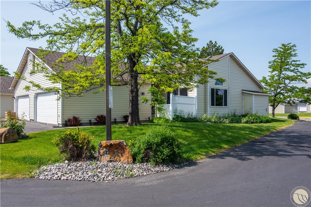 3653 Olympic Boulevard Property Photo 1
