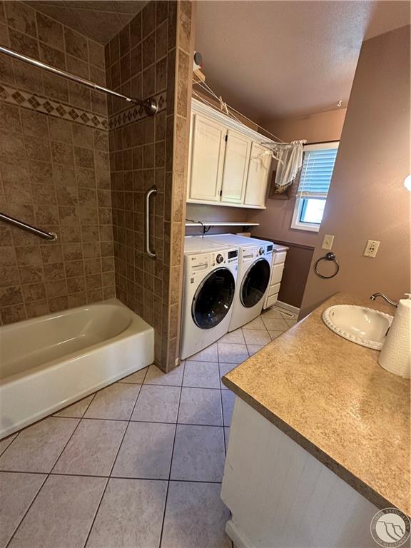 33 Campbell Drive Property Photo 3