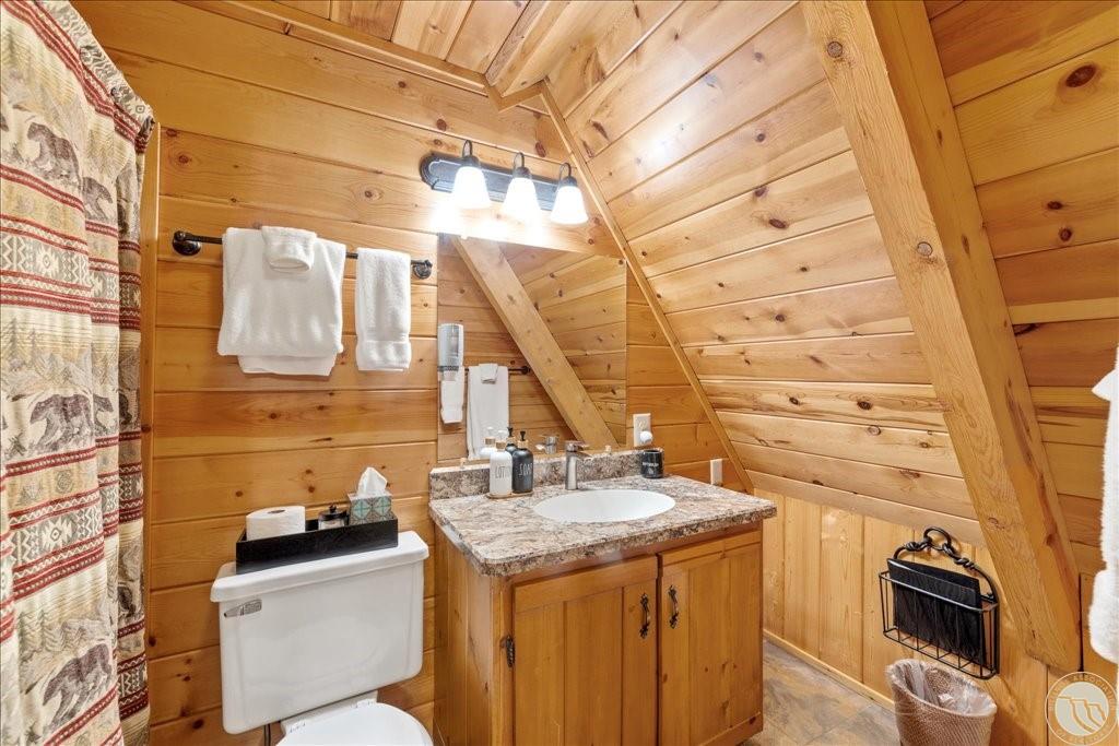 879 Sawyer Loop Property Photo 12