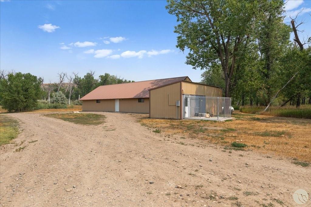 879 Sawyer Loop Property Photo 23