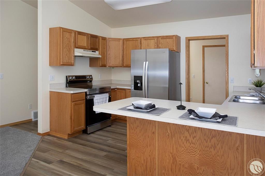1017 Victory Avenue Property Photo 8
