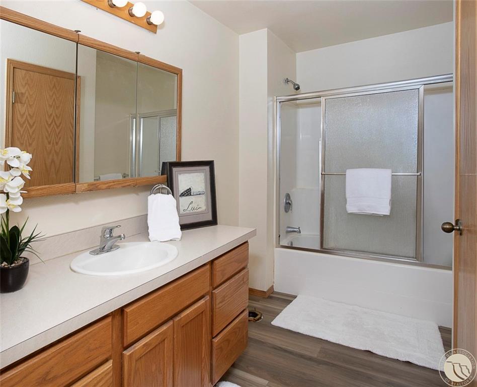 1017 Victory Avenue Property Photo 12