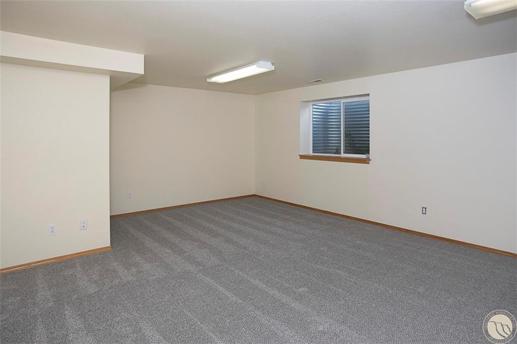1017 Victory Avenue Property Photo 21