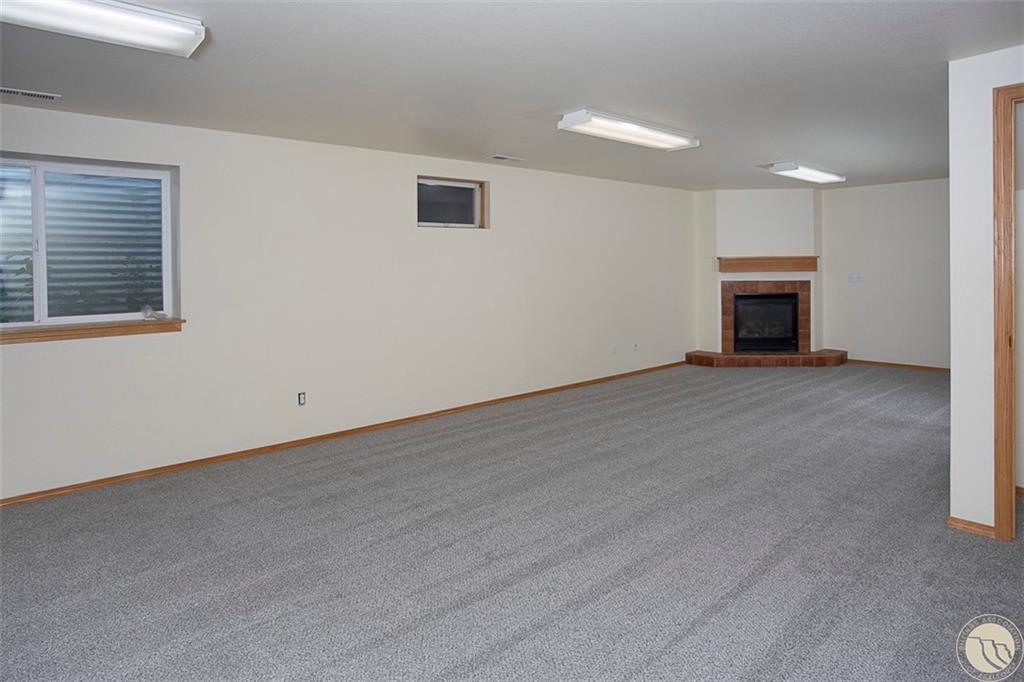 1017 Victory Avenue Property Photo 22