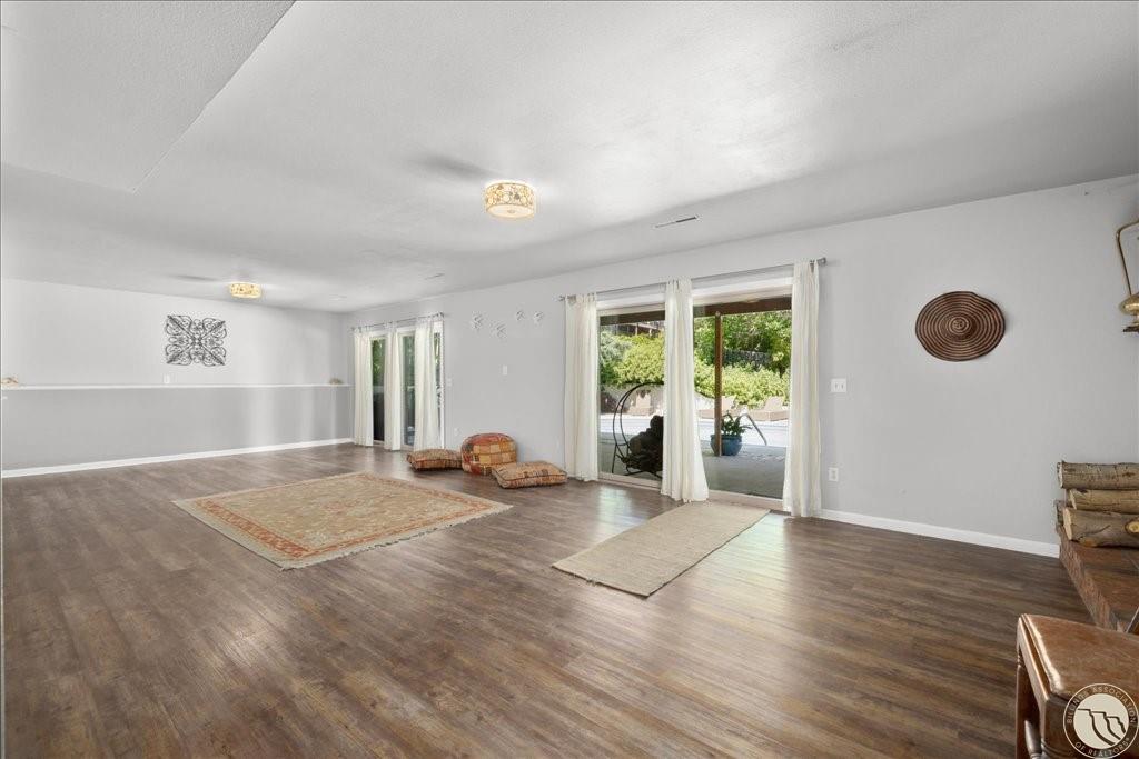 3303 Flamingo Way Property Photo 16