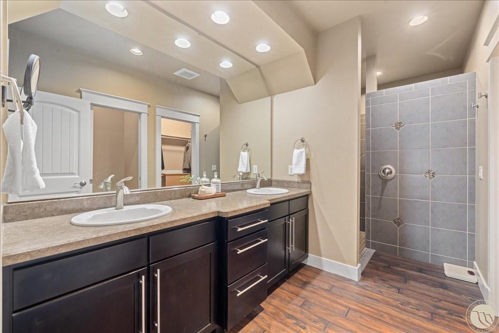 5325 Vintage Lane Property Photo 13