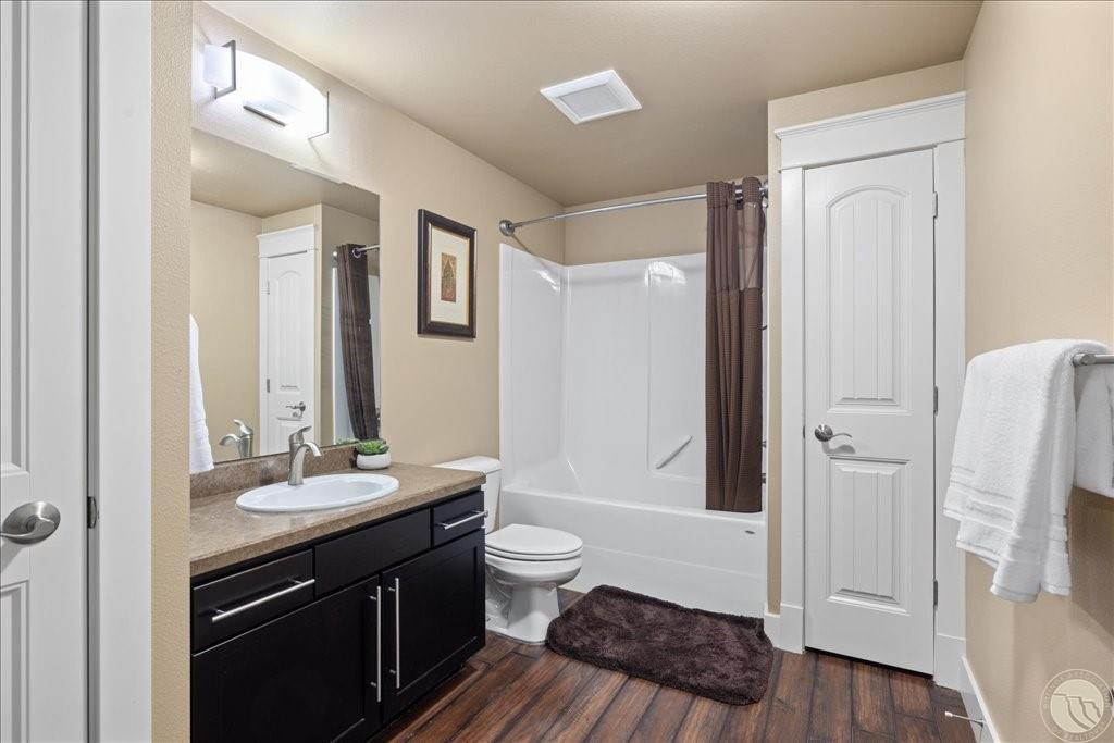 5325 Vintage Lane Property Photo 26