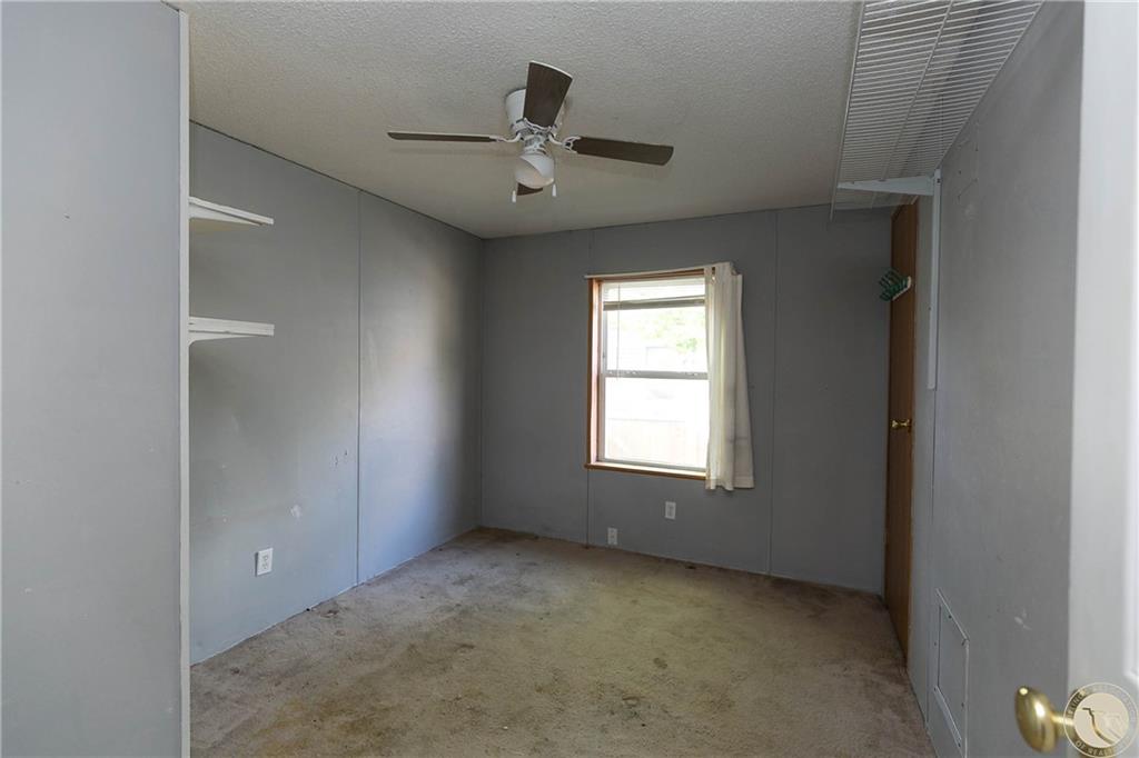 21 Davidson Avenue Property Photo 5