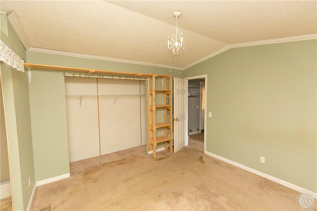 21 Davidson Avenue Property Photo 7