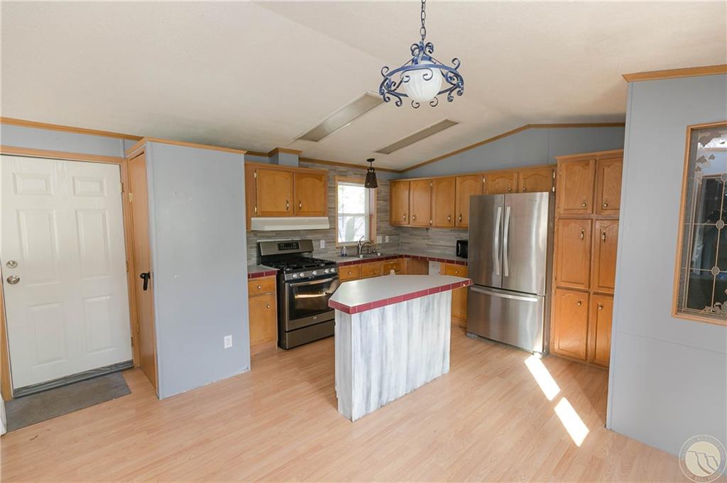 21 Davidson Avenue Property Photo 11