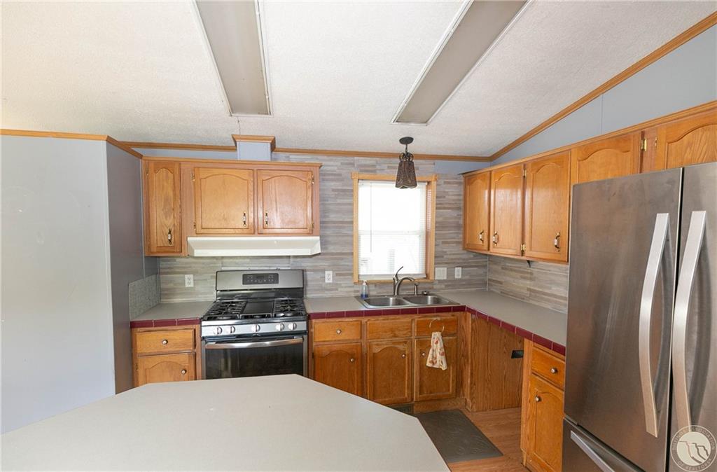 21 Davidson Avenue Property Photo 12