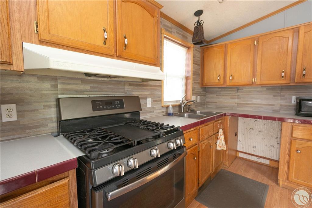 21 Davidson Avenue Property Photo 13