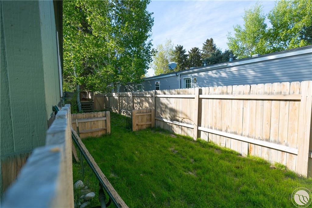 21 Davidson Avenue Property Photo 19