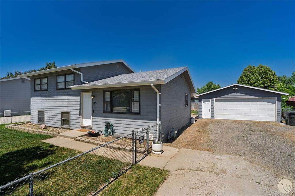 915 Caroline Street Property Photo 1