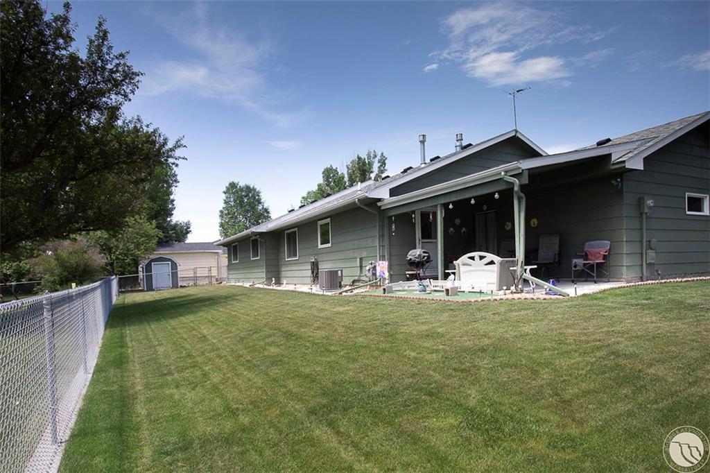1414 Willow Drive Property Photo 2
