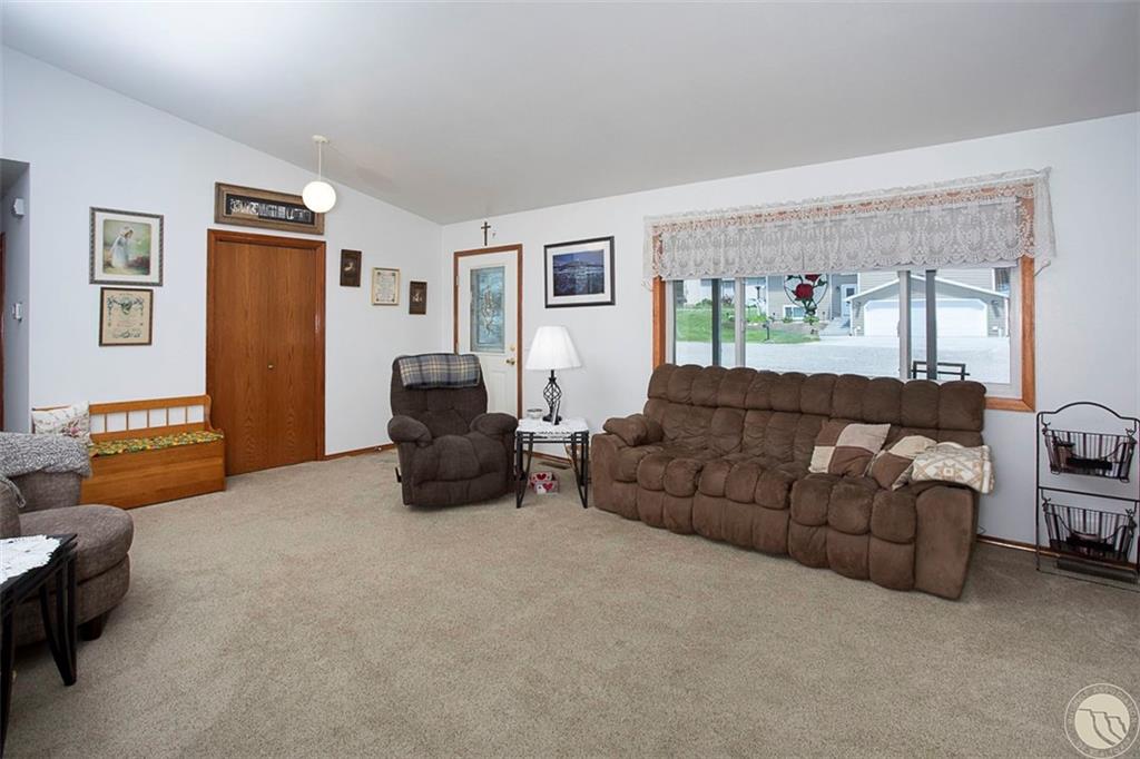 1414 Willow Drive Property Photo 8