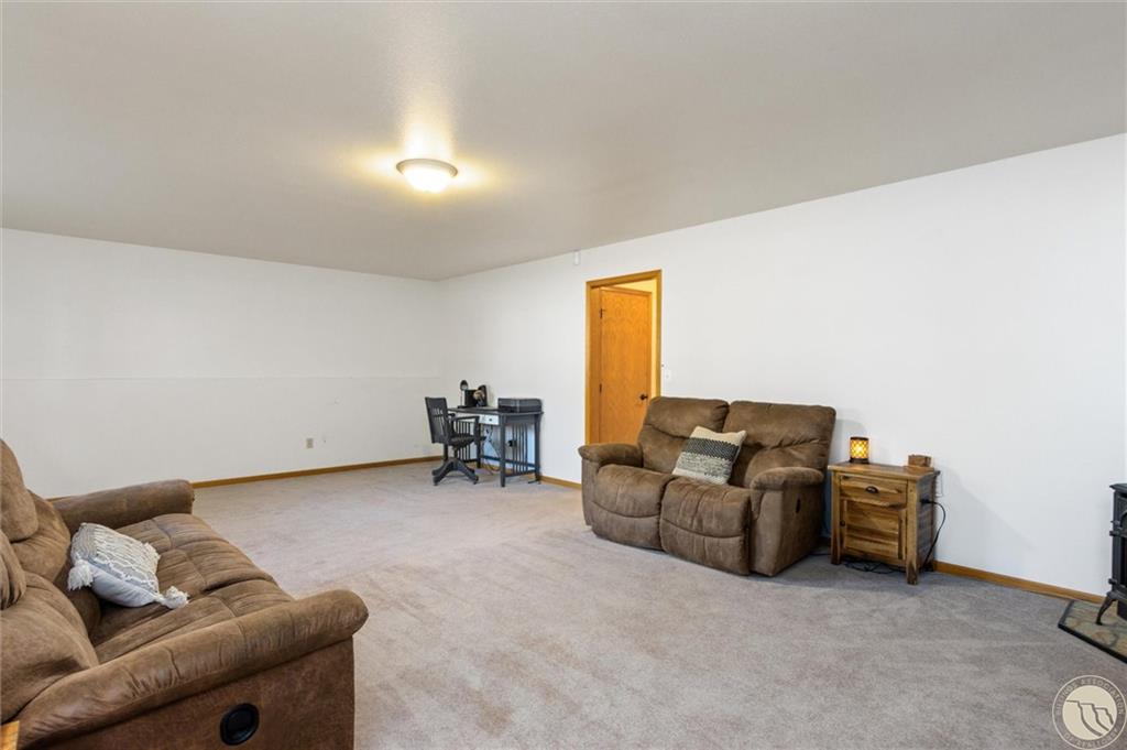 3707 Crater Lake Ave Property Photo 19