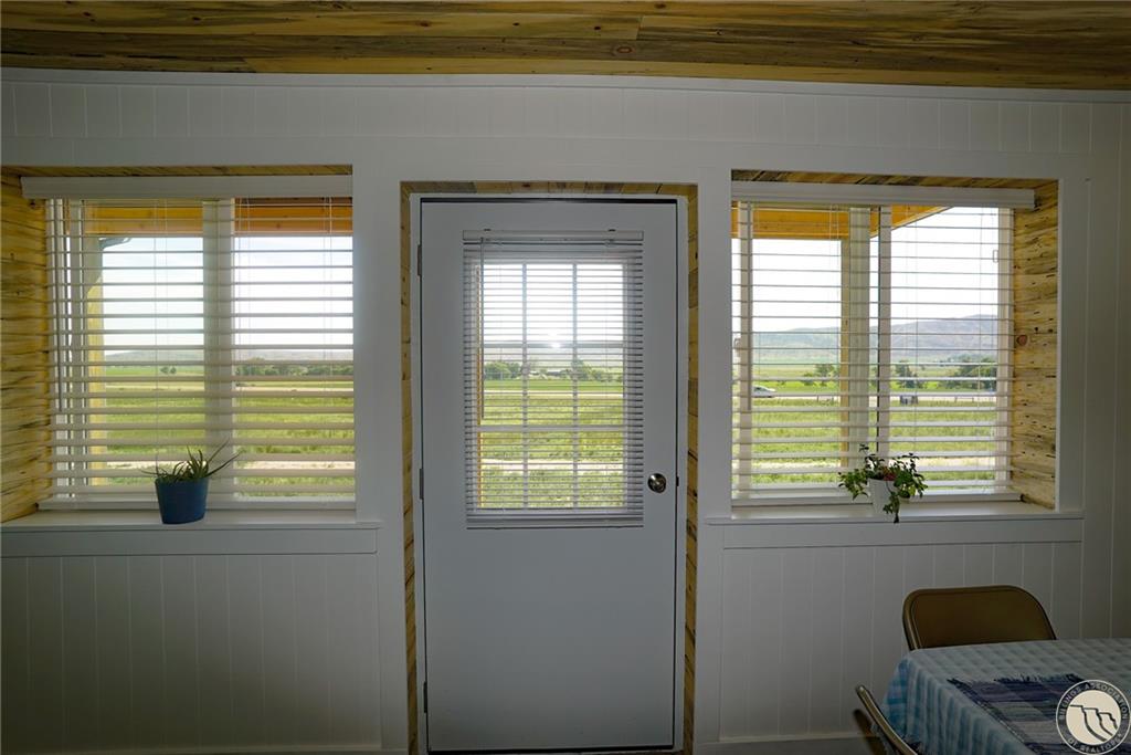 909 Highway 72 Property Photo 20