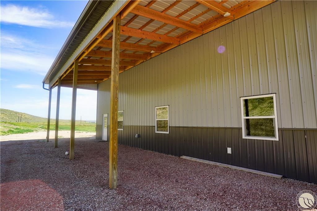 909 Highway 72 Property Photo 26