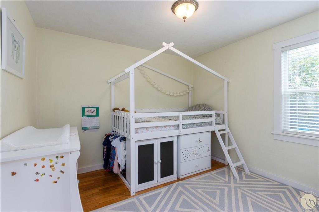 1020 Avenue E Property Photo 16