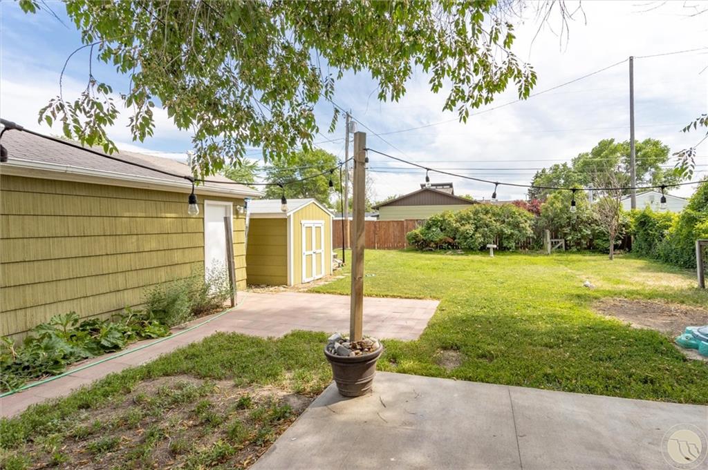 1020 Avenue E Property Photo 23