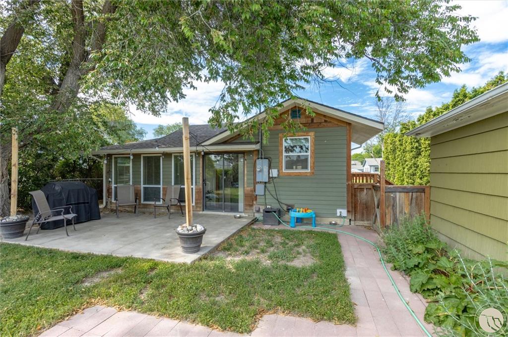 1020 Avenue E Property Photo 26