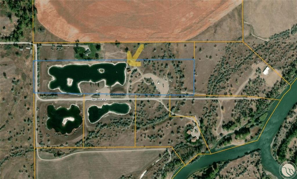 587 Ten Bear Lane Property Photo 3