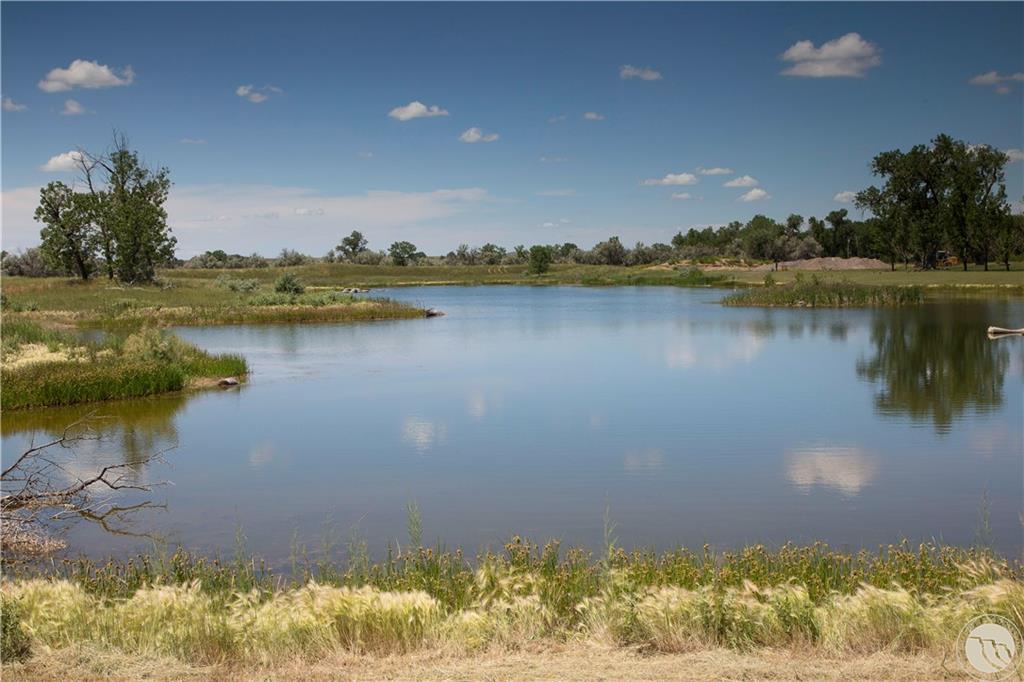 587 Ten Bear Lane Property Photo 8