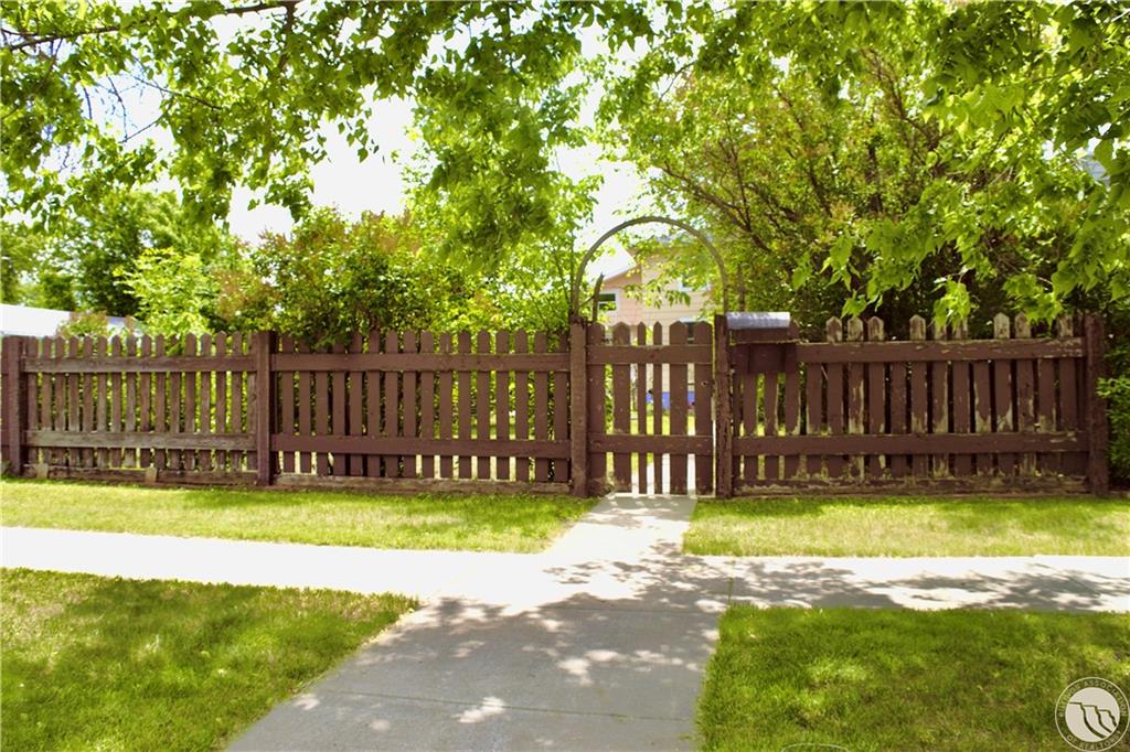 2118 1st Street Property Photo 10