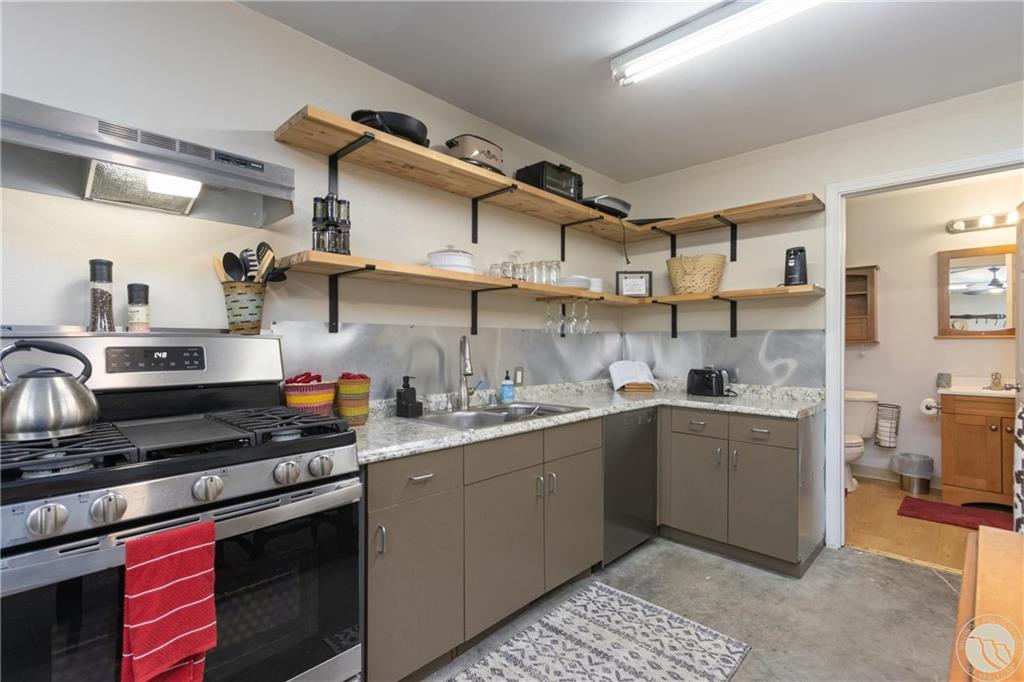 1655 1st Avenue S Unit #5 Property Photo 18