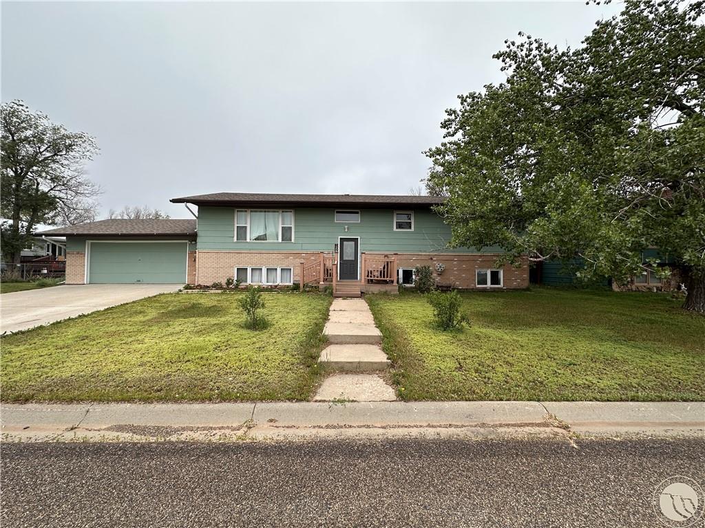 1307 S 1st Street W Property Photo 1