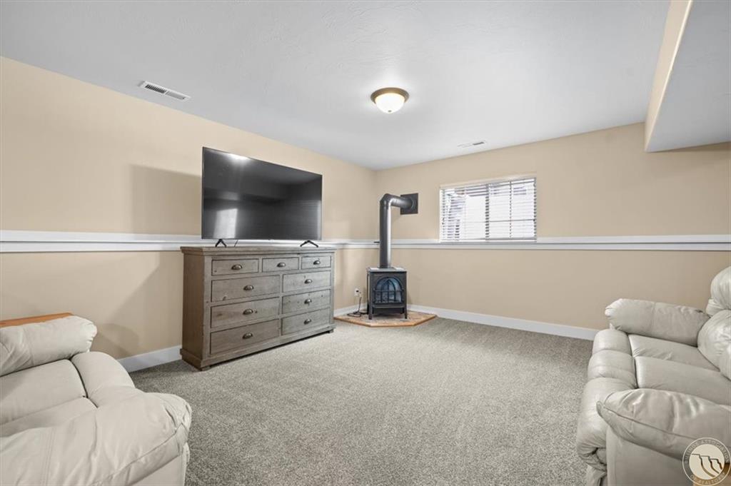 5828 Red Berry Property Photo 15