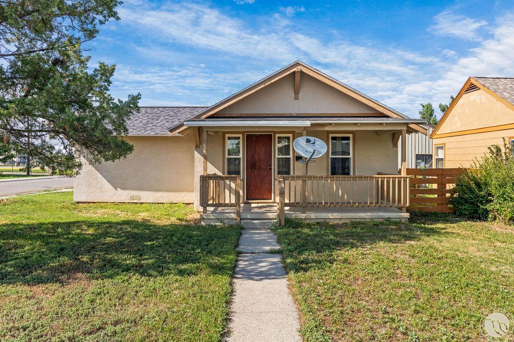637 3rd STREET Property Photo 1