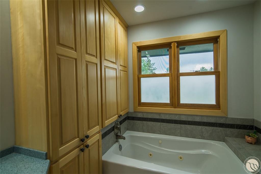 318 22nd Street Property Photo 20