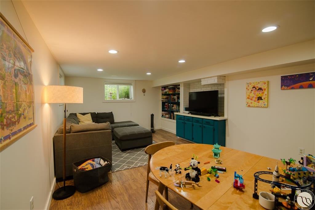 318 22nd Street Property Photo 28