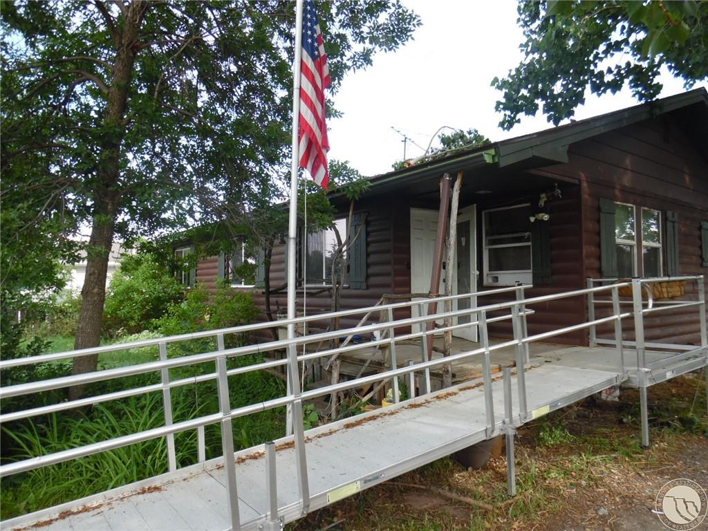 924 Steffanich Drive Property Photo 1