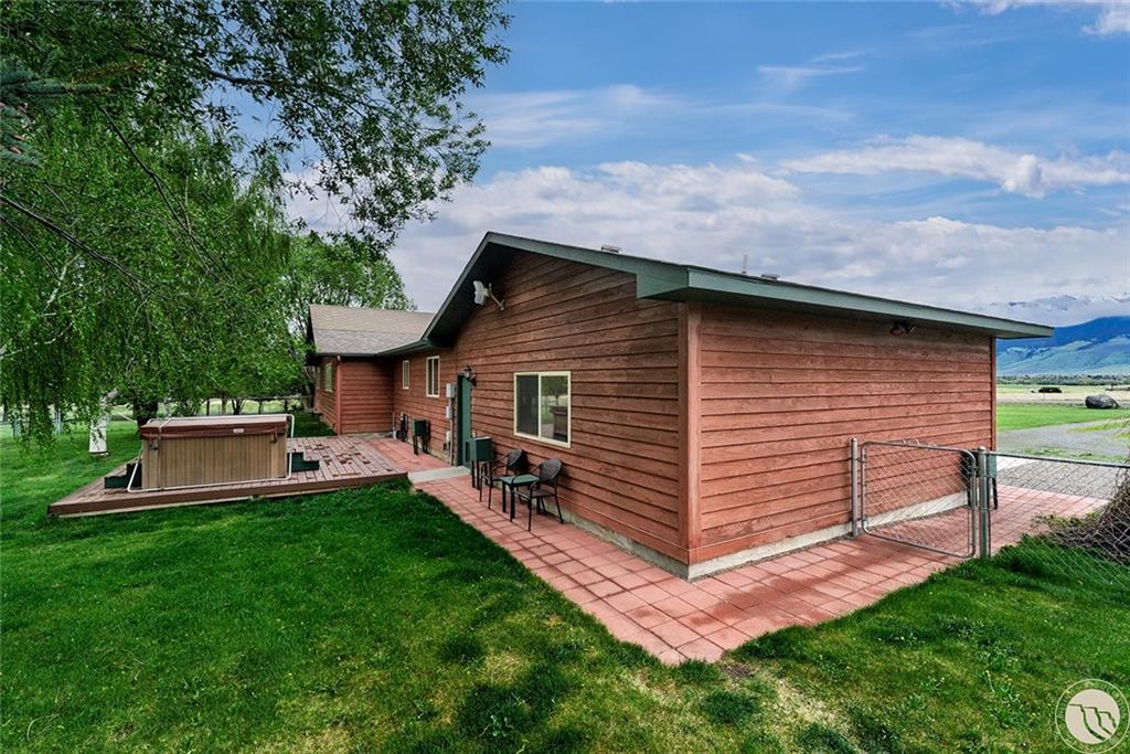 3 Cascade Lane Property Photo 11
